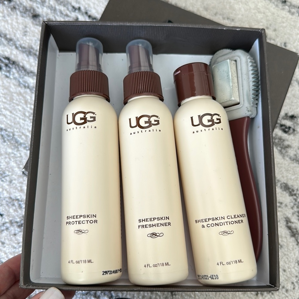 UGG tall boots genuine sheepskin - Picture 10 of 11